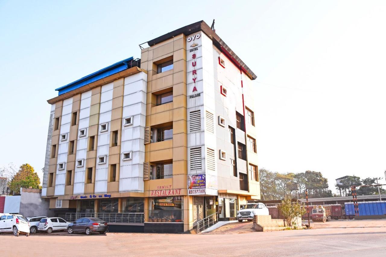 Townhouse 900 Hotel Surya Palace Bhilai Buitenkant foto