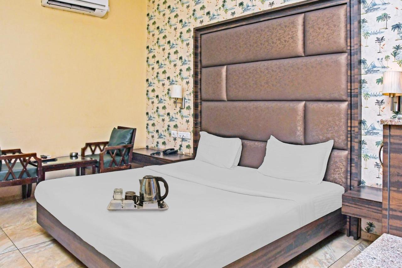 Townhouse 900 Hotel Surya Palace Bhilai Buitenkant foto
